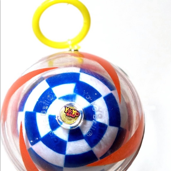 Auto return yo-yo for toddlers - Picture 2 of 4